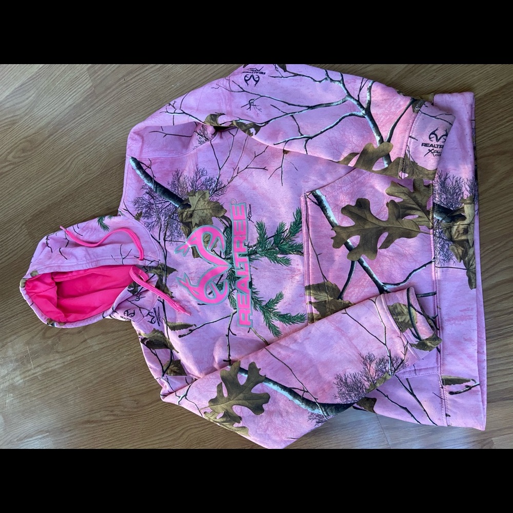 Pink outdoor sweatshirt